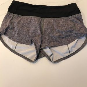 Pre-owned Lululemon Speed Up Shorts, 2.5 Grey, Size 2